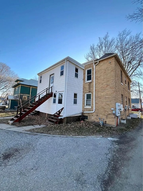 Building Photo - 1410 7th St