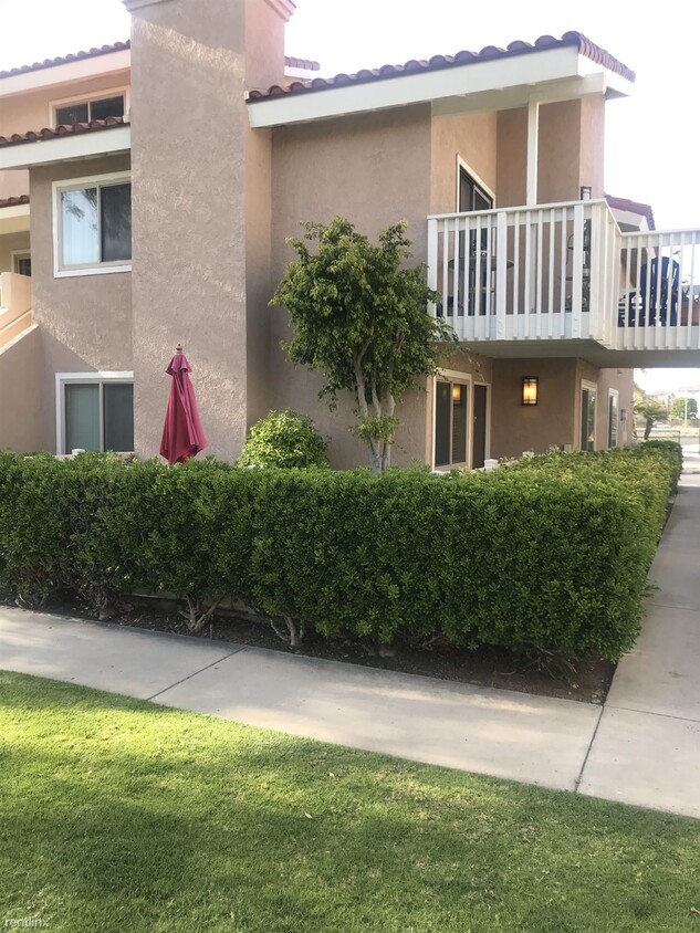 Primary Photo - 1 br, 1 bath Condo - 7422 Seastar Drive
