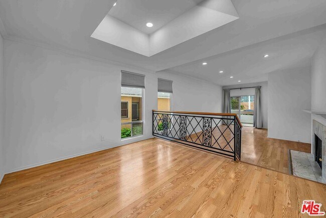 Building Photo - 1655 Selby Ave