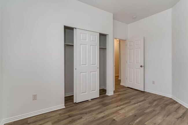Building Photo - Amazing Single Family Home for Rent in Nor...