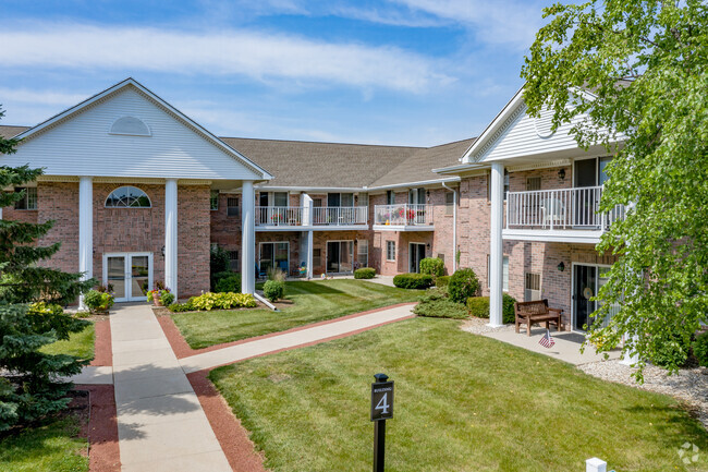 Foto del edificio - Wildwood Highlands Apartments & Townhomes 55+