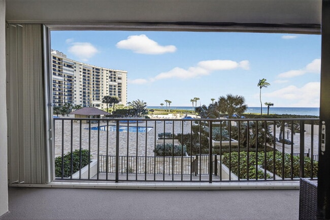 Building Photo - 100 Ocean Trail Way