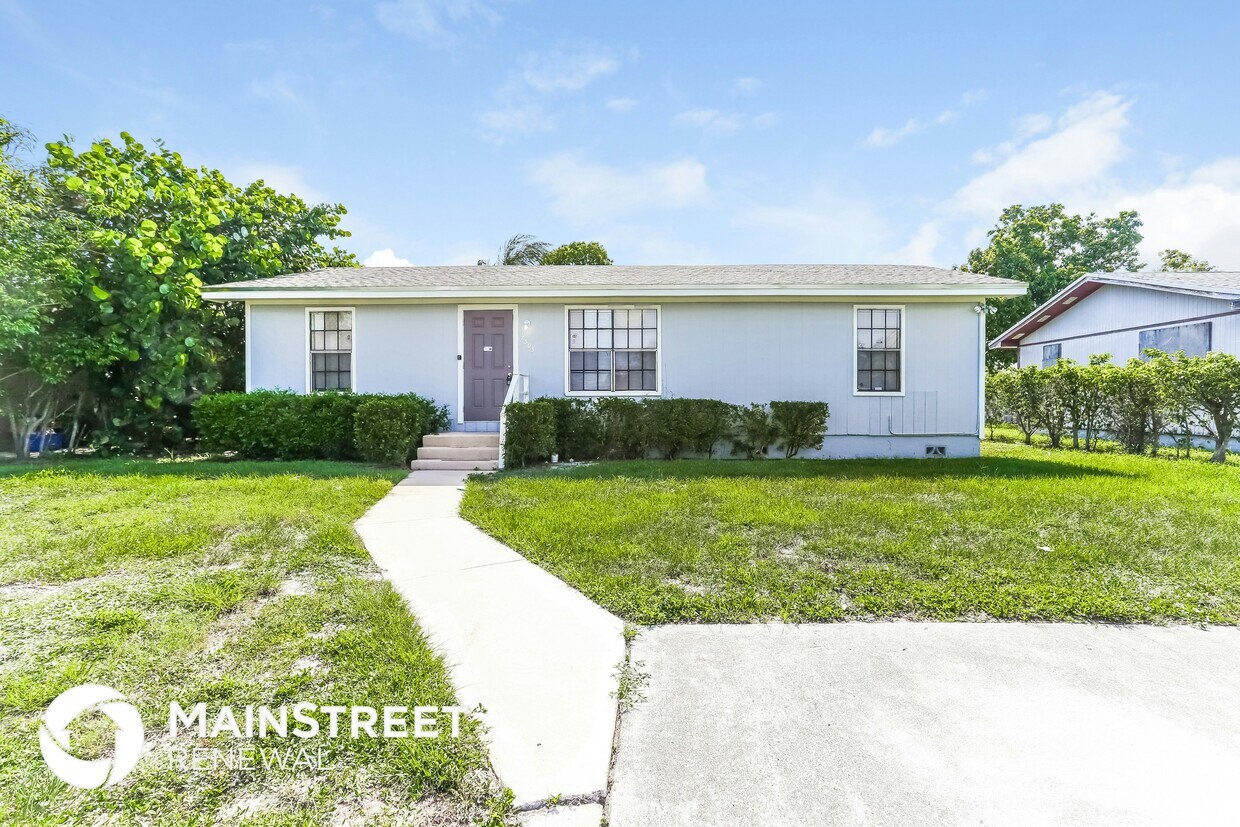 Foto principal - 7303 Thatcher Ave