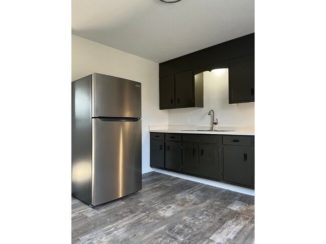 Photo - 141 Hendricks Blvd Apartment