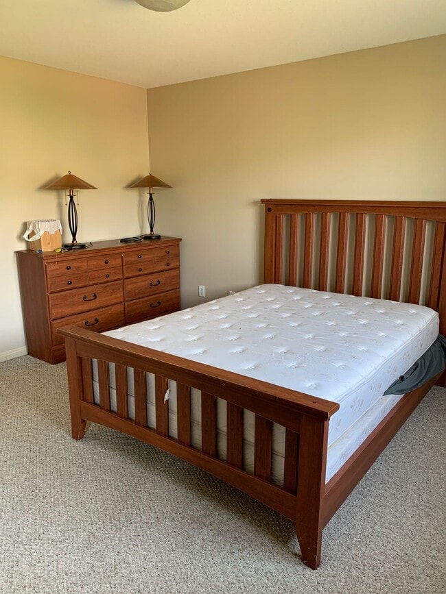 Building Photo - 2 Bed 2 Bath Unit in Fort Mcmurray, AB