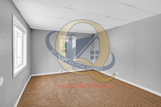 Foto del edificio - Available Now in Burton - Bendle Schools!!