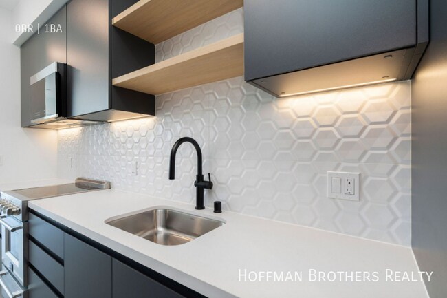 Foto del edificio - 3448 W 43rd St