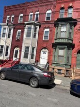 Building Photo - 69 Columbia St