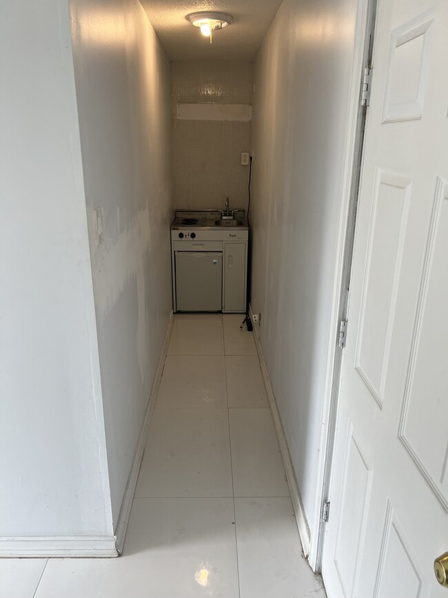Foto del edificio - 1900 NW 36th Ct