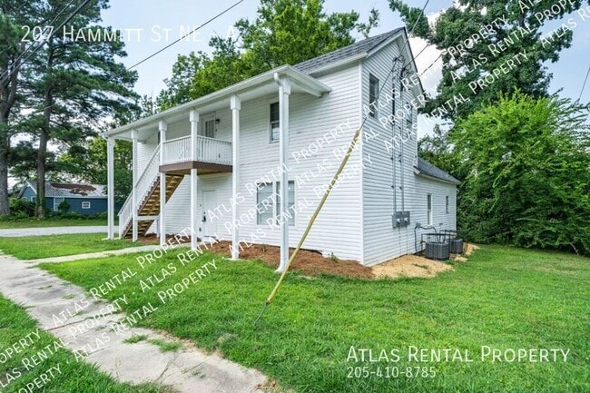 Building Photo - 207 Hammitt St NE