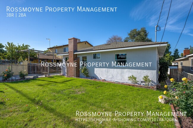 Foto del edificio - 10931 McVine Ave