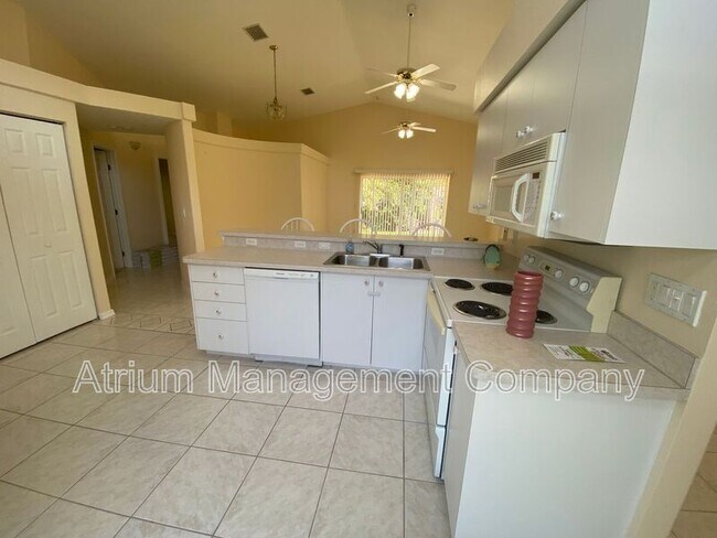 Foto del edificio - 630 Linda Ct