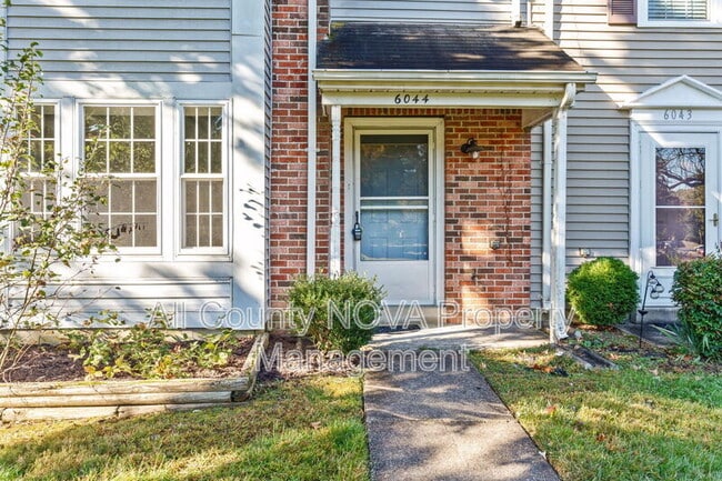 Building Photo - 6044 Sirenia Pl