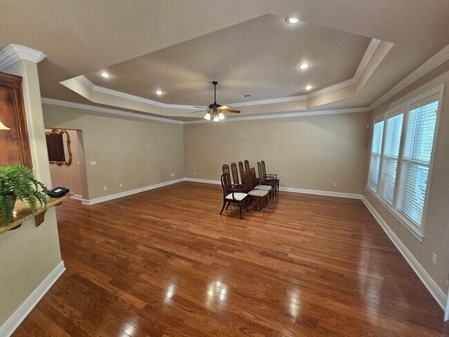 Foto del edificio - 4890 Trout Farm Rd