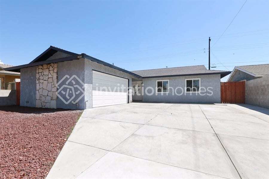 Primary Photo - 4134 Harnett Ave
