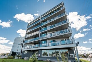 Building Photo - 800 Eagleson Rd