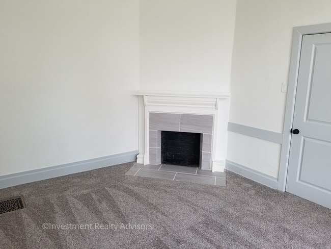 Building Photo - 627 E 100 S