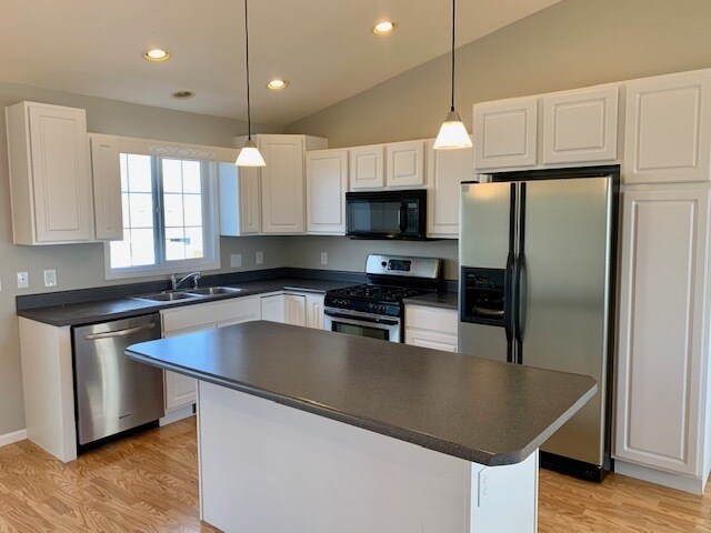 Foto del edificio - 5010 S Pitch Dr