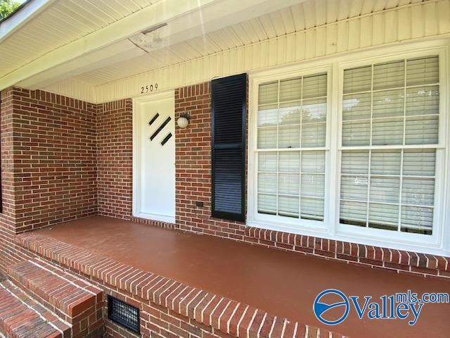 Building Photo - 2509 Rochell Dr NW