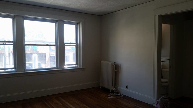 Building Photo - 1607 Commonwealth Ave