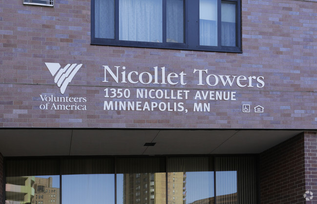 Building Photo - Nicollet Towers