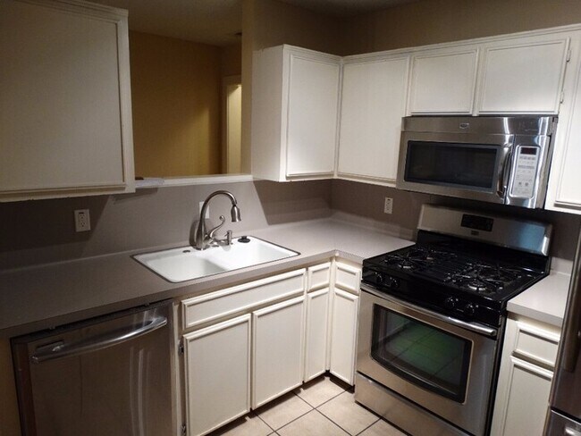 Foto del edificio - 9104 Quail Creek Dr