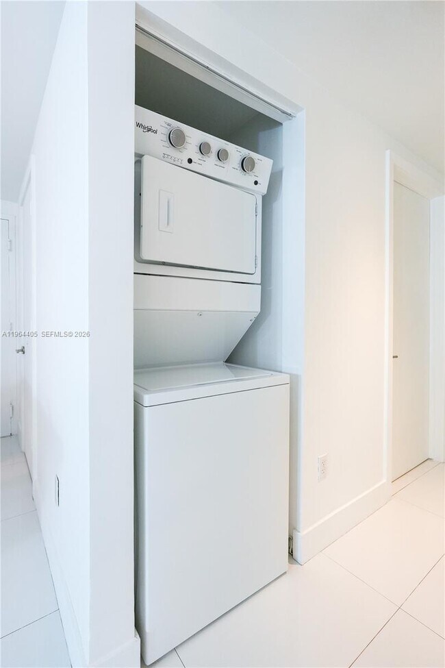 Foto del edificio - 1010 SW 2nd Ave