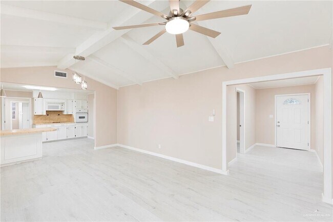 Foto del edificio - 1718 Tulip Ave