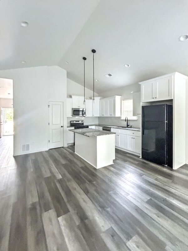 Foto del edificio - 2637 Hemphill St