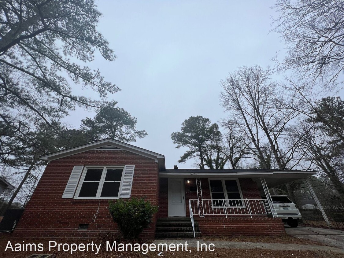 Primary Photo - 3 br, 1.5 bath House - 1222 Essex Place