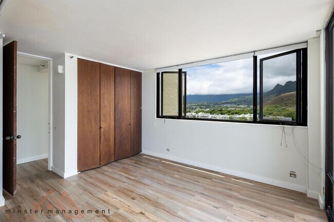 Building Photo - 322 Aoloa St