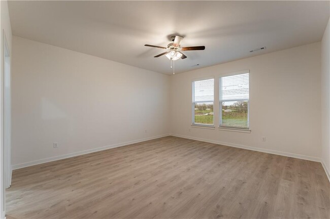 Foto del edificio - 2237 Langford St