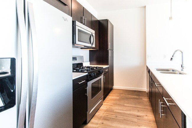Foto del edificio - 3729 N Halsted St
