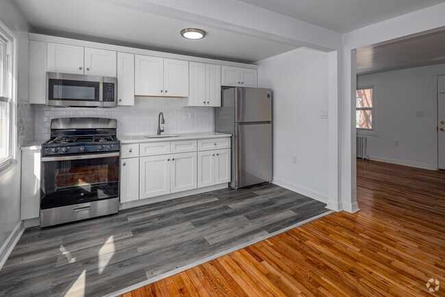 Interior Photo - Jefferson Gardens