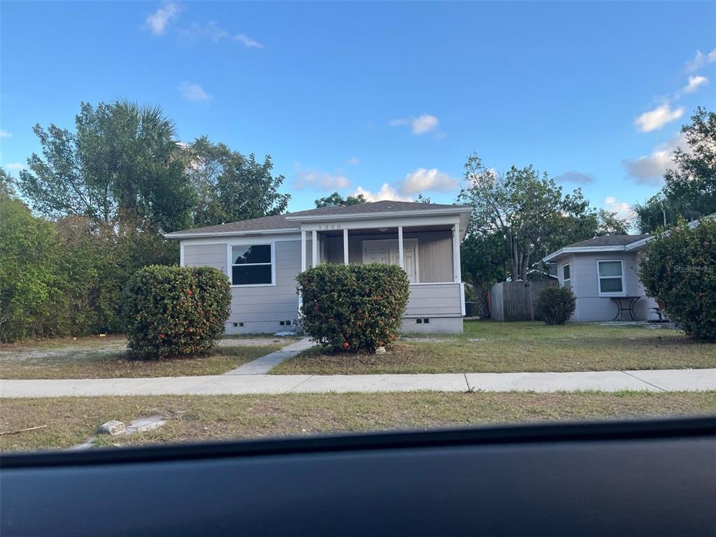 Foto principal - 1300 10th Ave S