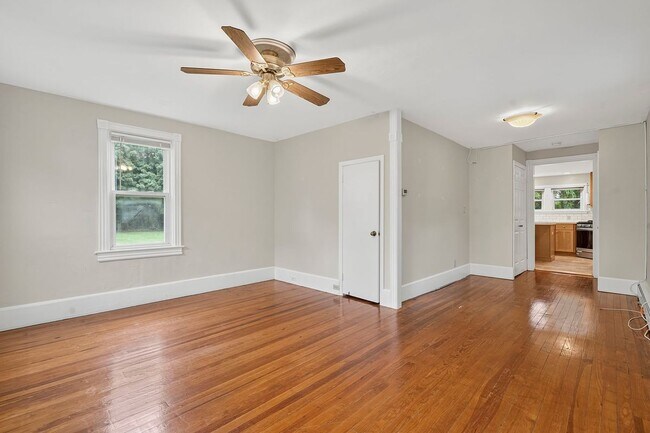 Foto del edificio - 432 Plainsboro Rd
