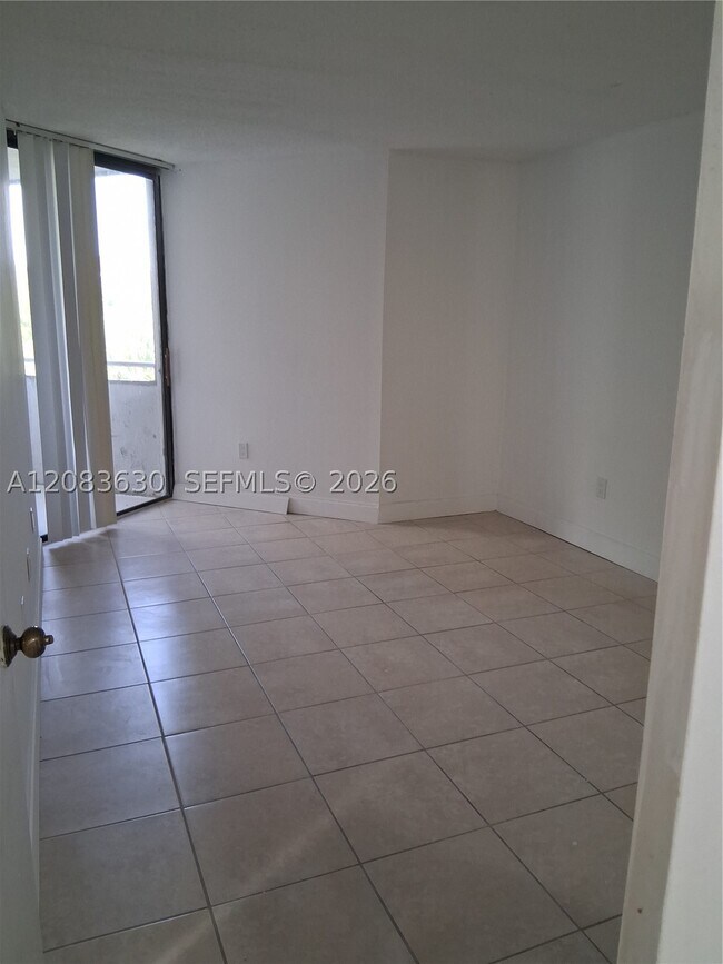 Building Photo - 8255 SW 152nd Ave