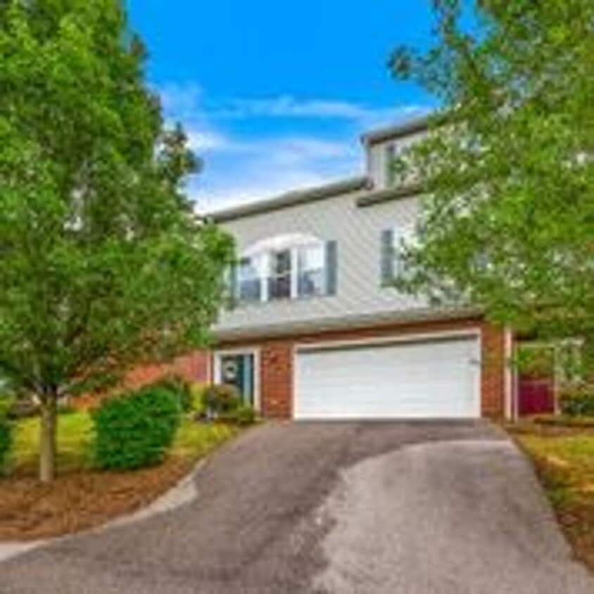 Photo - 700 Oak Tree Blvd | 3 Bed 2 Bath Townhome | March 27