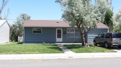 1527 Fetterman Ave