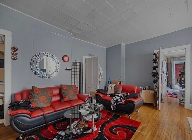 Foto del edificio - 367 Springmill St