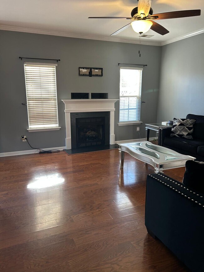 Foto del edificio - 11661 Coddington Ridge Dr