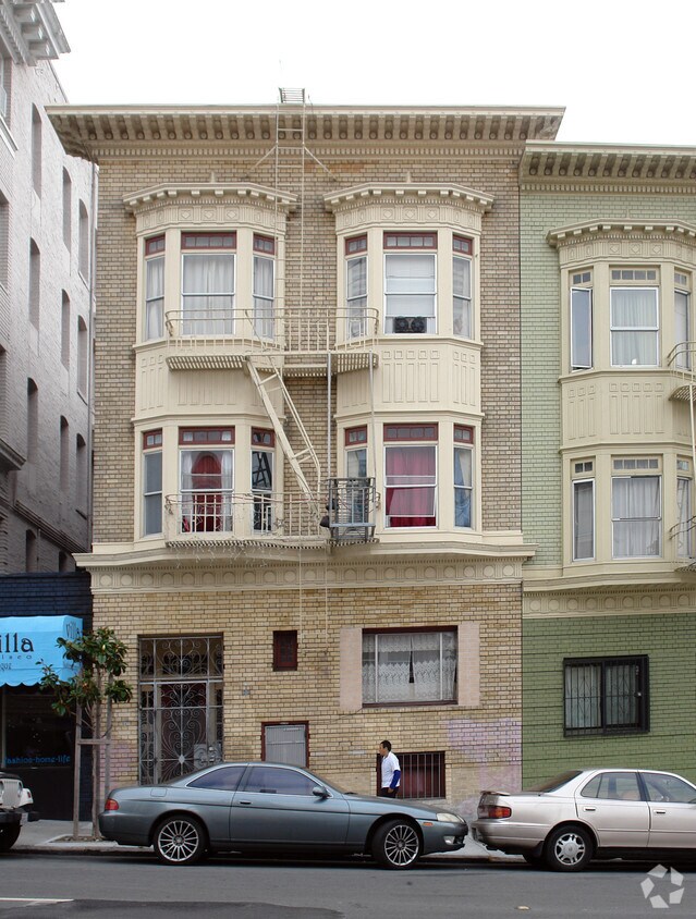 Foto del edificio - 642 Hyde St