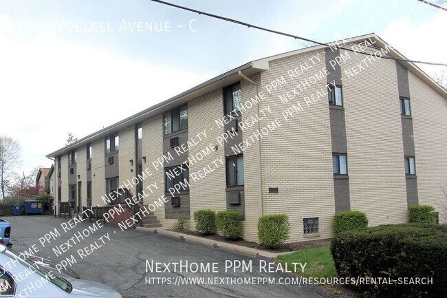Foto del edificio - 2703 Voelkel Ave