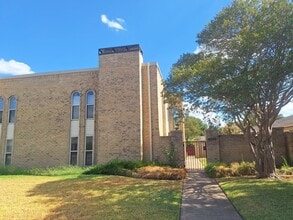 Building Photo - 4240 Harvest Hill Rd