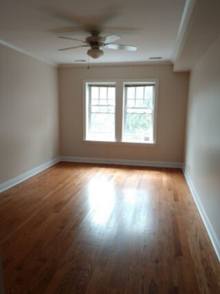 Building Photo - 2708 W Ainslie St