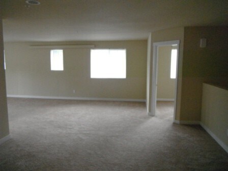 Foto del edificio - 1613 Burnside Pl