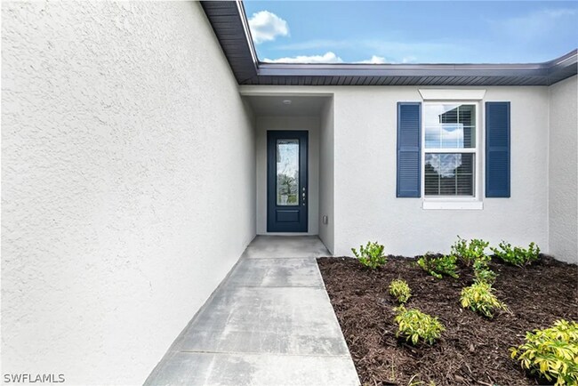 Building Photo - 3127 SW 18th Pl