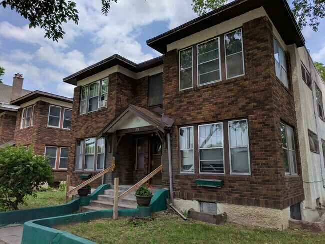 Foto del edificio - 3151 Aldrich Avenue South