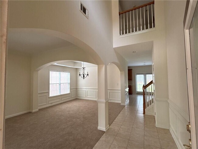 Foto del edificio - 230 Collins View Ct