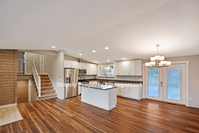 Foto del edificio - Beautiful, Remodeled Home - Fairwood Area
